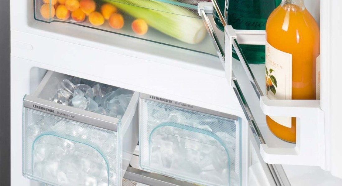 Liebherr iceMaker met watertank UWkeuken.nl