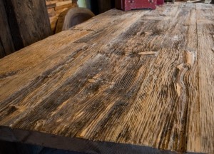 Handgemaakte eettafel van wrakhout | Woodindustries