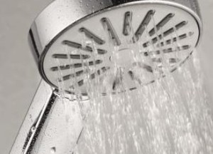 Waterbesparen met de nieuwe Kludi A-QA Basic handdouche - 