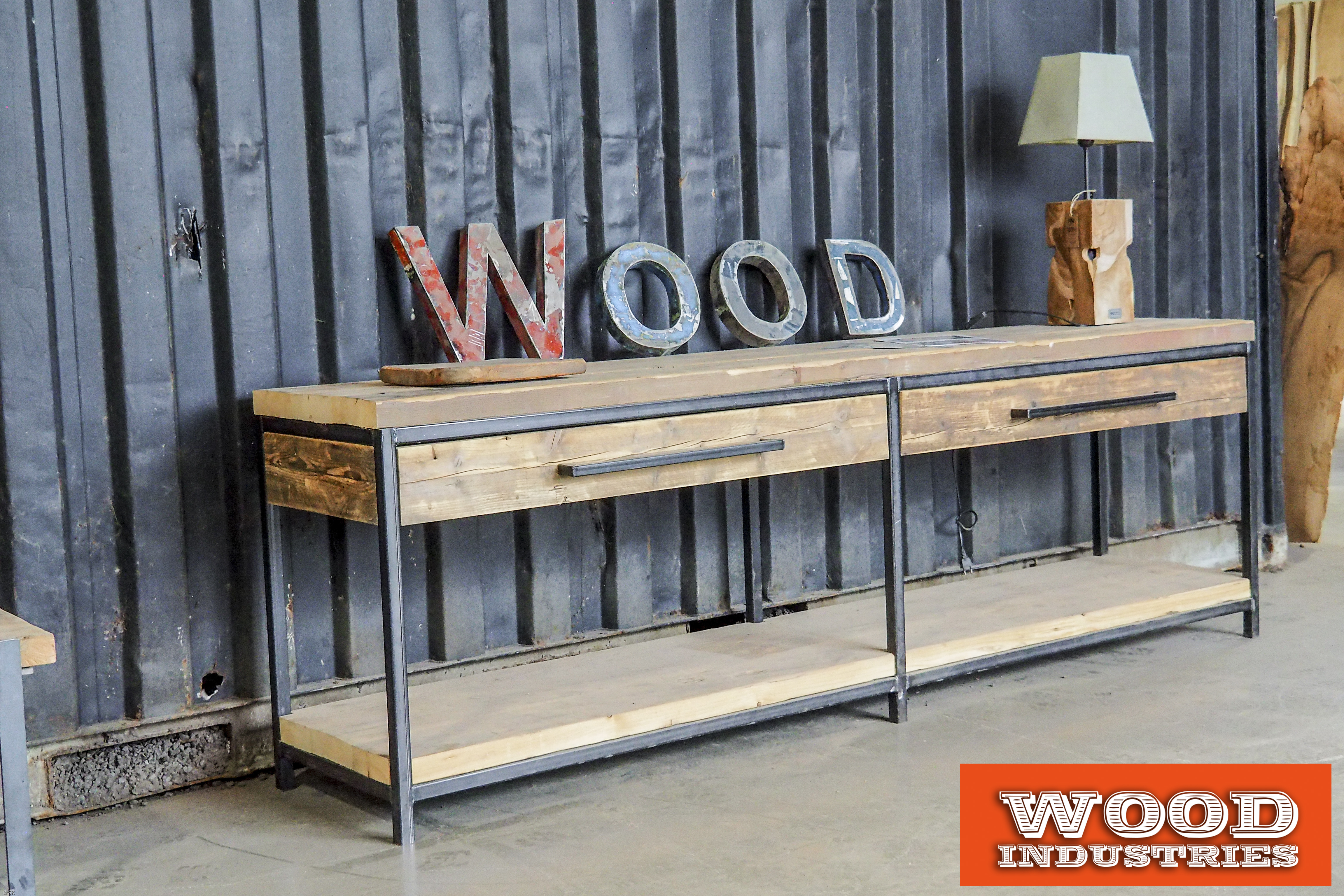 Badkamer meubel met houten top | Woodindustries