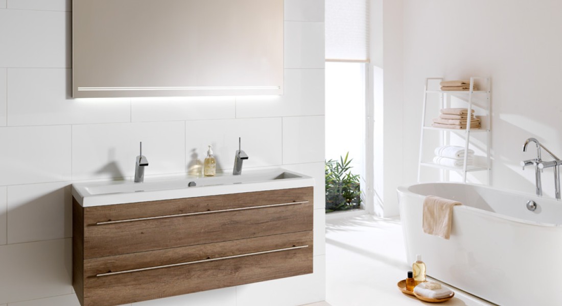 Versnipperd wiel kleding stof Voorbeelden van badkamermeubels: functioneel & stijlvol - UW-badkamer.nl