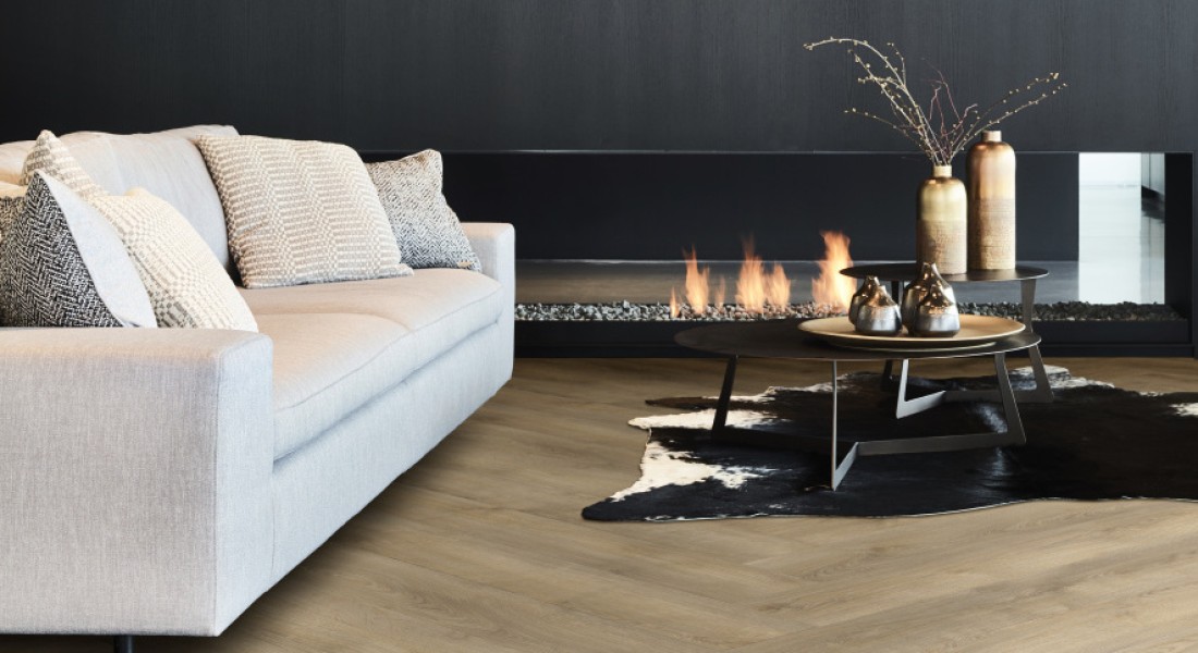 Onderhoudsvriendelijke PVC vloeren met hout & steen dessins