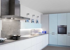 Keukens met blauwtinten trend in nieuwe woonseizoen - Keller keukens