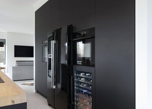 Modern zwarte keuken | RestyleXL