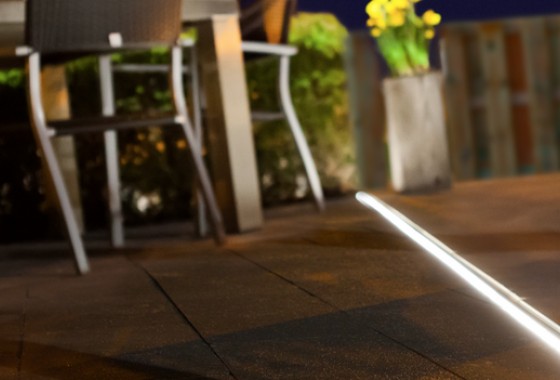 Sleufgoot met LED-verlichting | Aco House & Garden - Aco House &amp; Garden