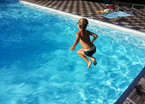 Kindvriendelijke zwembaden; plezier voor het hele gezin