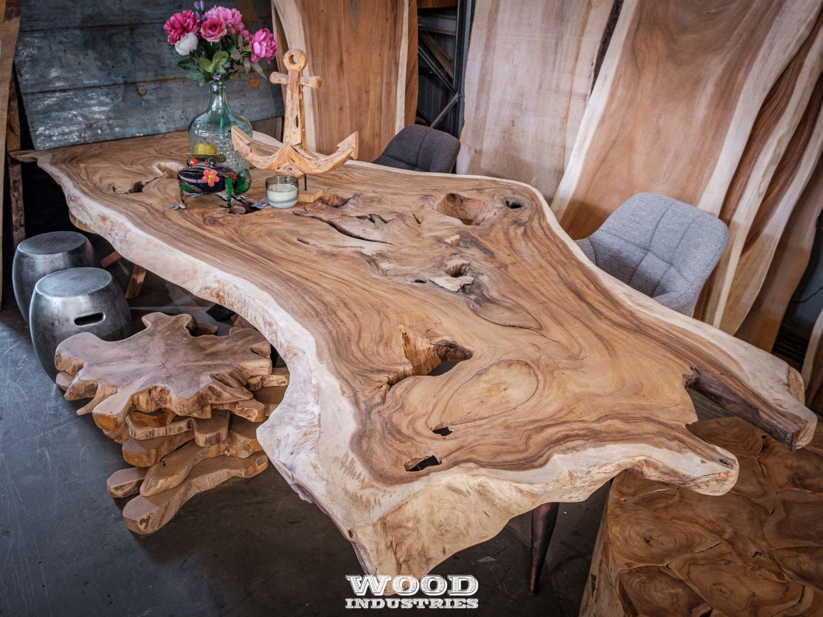 Suar boomstam vergadertafel | Woodindustries