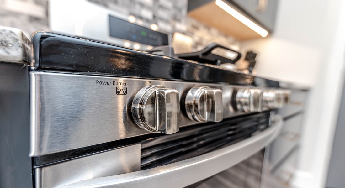 Een vieze oven? Zo maak je jouw oven weer schoon