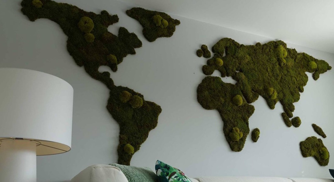 Groene wereldkaart op de muur!