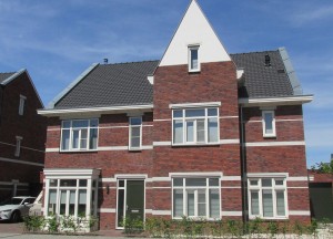 Een warme en duurzame betonlook met PU gietvloeren in uw woning