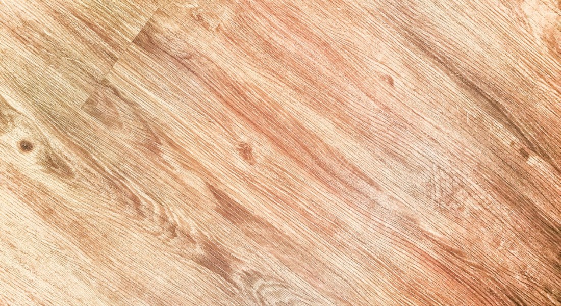 De warmte van een walvisgraatvloer De warmte van een walvisgraatvloer