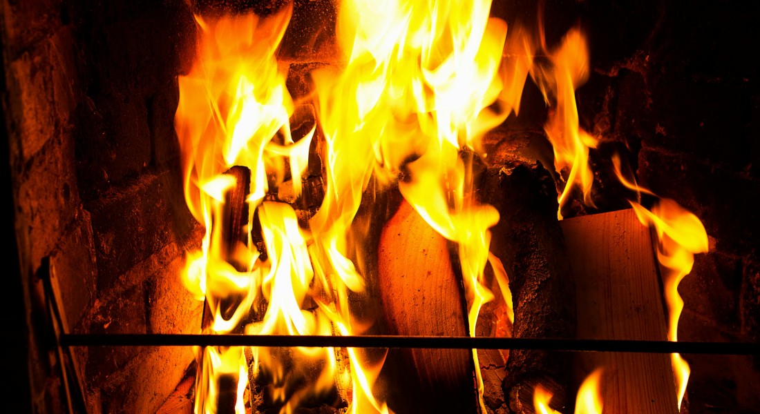 Wat als je haard niet door de voordeur past? Slimme oplossingen voor lastige installaties Wat als je haard niet door de voordeur past? Slimme oplossingen voor lastige installaties