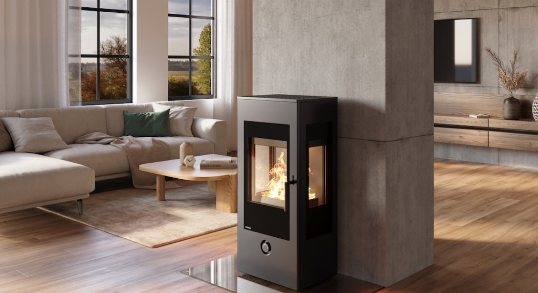 Rondom vuur met de RIKA TRIO houtkachel Rondom vuur met de RIKA TRIO houtkachel