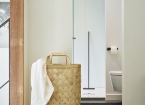 Voorjaar! Geef je badkamer een frisse look - Bath & Living