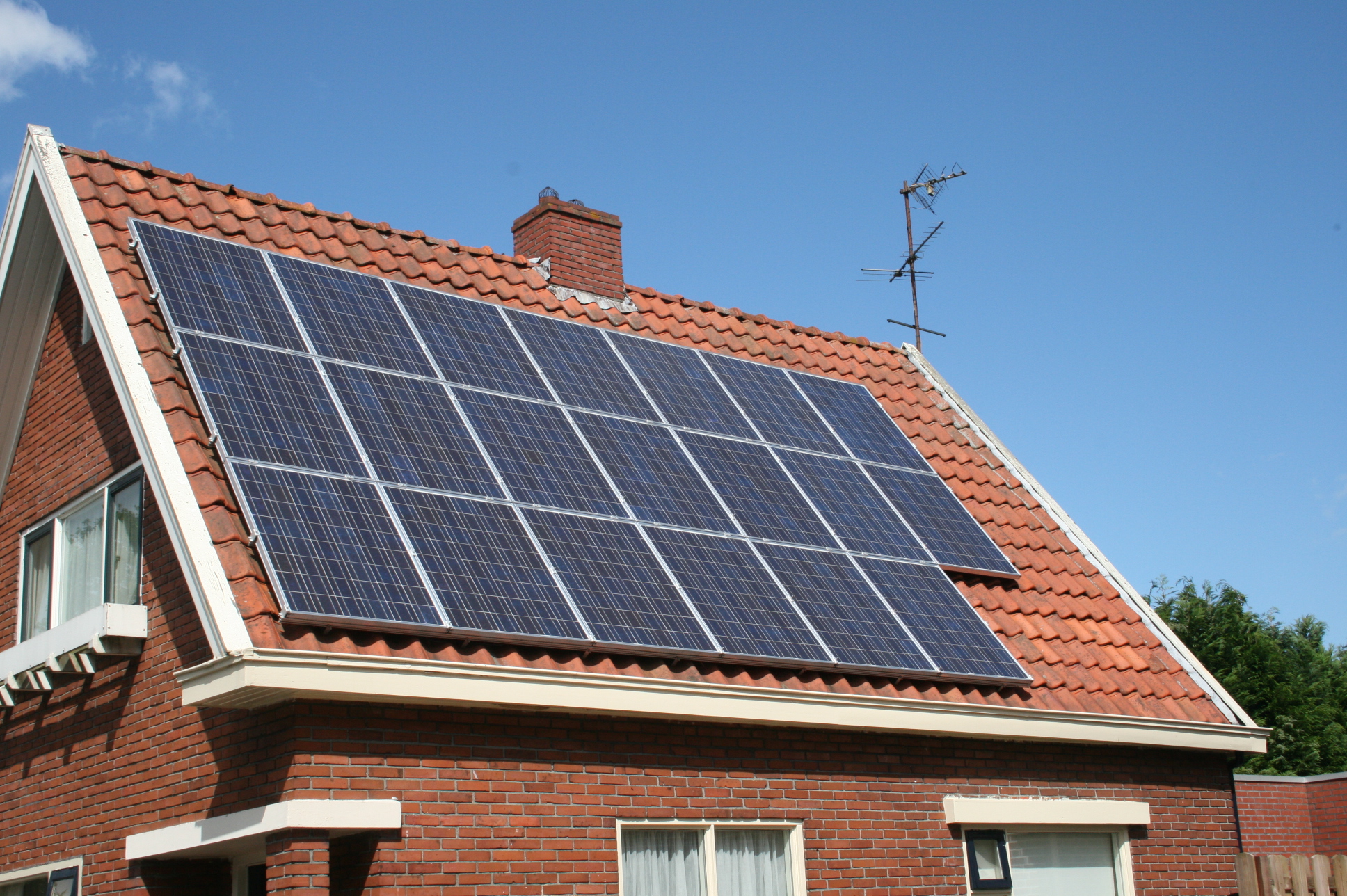 Zonnepanelen goedkoper via energiefeitjes